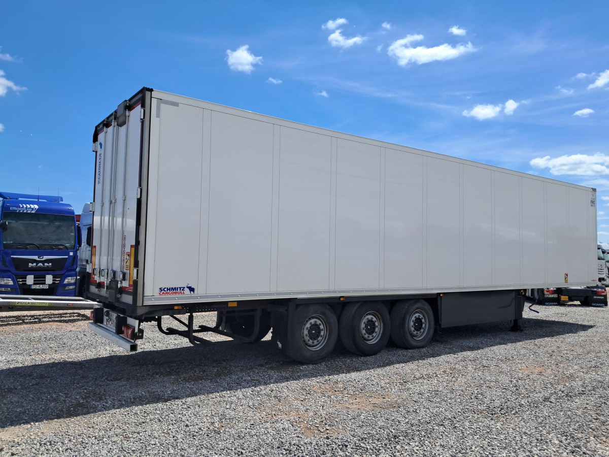 SCHMITZ CARGOBULL SKO 24/L-13.4 FP COOL V7 CHŁODNIA - Prikolica hladnjača: slika SCHMITZ CARGOBULL SKO 24/L-13.4 FP COOL V7 CHŁODNIA - Prikolica hladnjača SCHMITZ CARGOBULL SKO 24/L-13.4 FP COOL V7 CHŁODNIA - Prikolica hladnjača: slika SCHMITZ CARGOBULL SKO 24/L-13.4 FP COOL V7 CHŁODNIA - Prikolica hladnjača