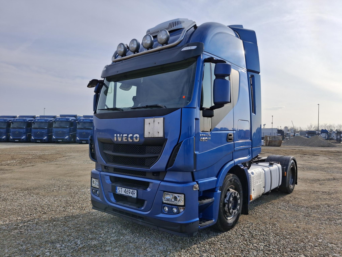 IVECO AS440ST/P CIĄGNIK SIODŁOWY - Tegljač: slika IVECO AS440ST/P CIĄGNIK SIODŁOWY - Tegljač IVECO AS440ST/P CIĄGNIK SIODŁOWY - Tegljač: slika IVECO AS440ST/P CIĄGNIK SIODŁOWY - Tegljač