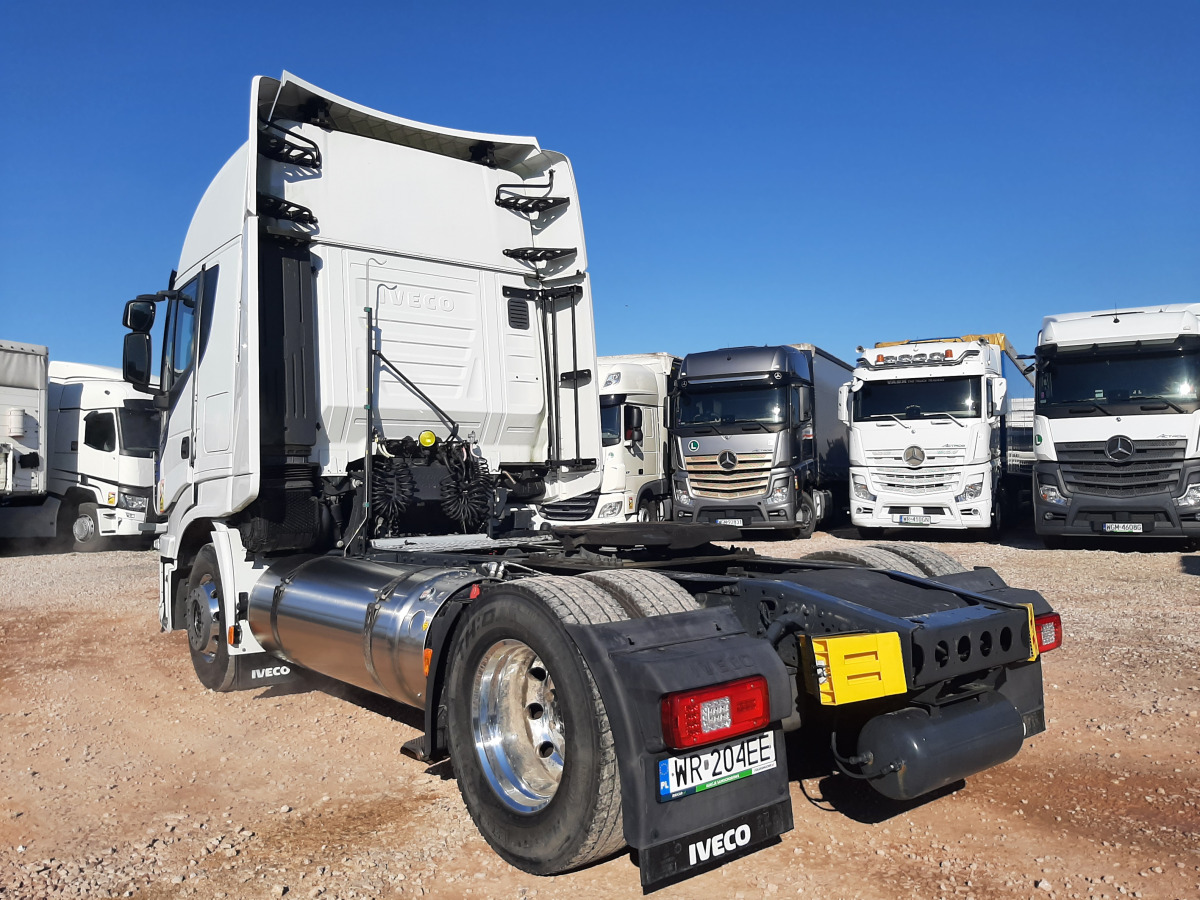 IVECO AS440ST/P LNG CIĄGNIK SIODŁOWY - Tegljač: slika IVECO AS440ST/P LNG CIĄGNIK SIODŁOWY - Tegljač IVECO AS440ST/P LNG CIĄGNIK SIODŁOWY - Tegljač: slika IVECO AS440ST/P LNG CIĄGNIK SIODŁOWY - Tegljač
