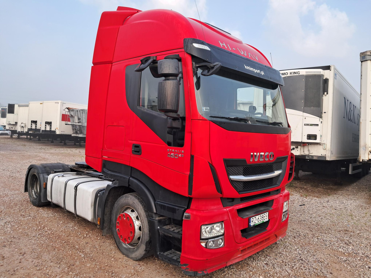 IVECO AS440T/FP-LT CIĄGNIK SIODŁOWY - Tegljač: slika IVECO AS440T/FP-LT CIĄGNIK SIODŁOWY - Tegljač IVECO AS440T/FP-LT CIĄGNIK SIODŁOWY - Tegljač: slika IVECO AS440T/FP-LT CIĄGNIK SIODŁOWY - Tegljač