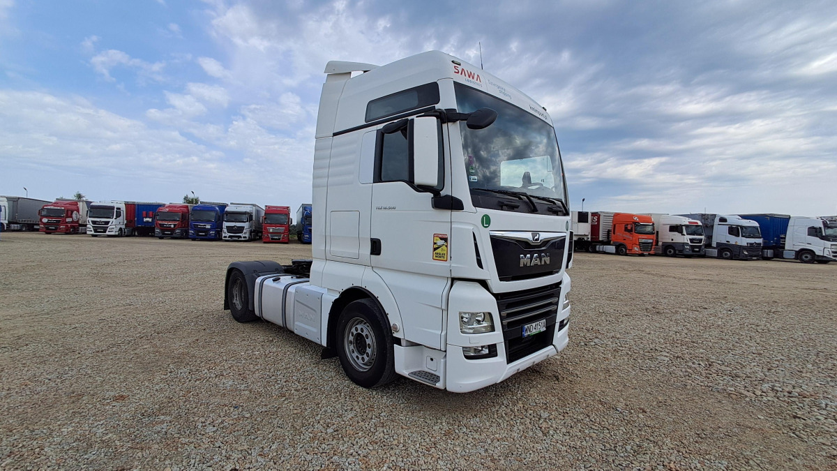 MAN TGX 18.500 4X2 BLS CIĄGNIK SIODŁOWY - Tegljač: slika MAN TGX 18.500 4X2 BLS CIĄGNIK SIODŁOWY - Tegljač MAN TGX 18.500 4X2 BLS CIĄGNIK SIODŁOWY - Tegljač: slika MAN TGX 18.500 4X2 BLS CIĄGNIK SIODŁOWY - Tegljač