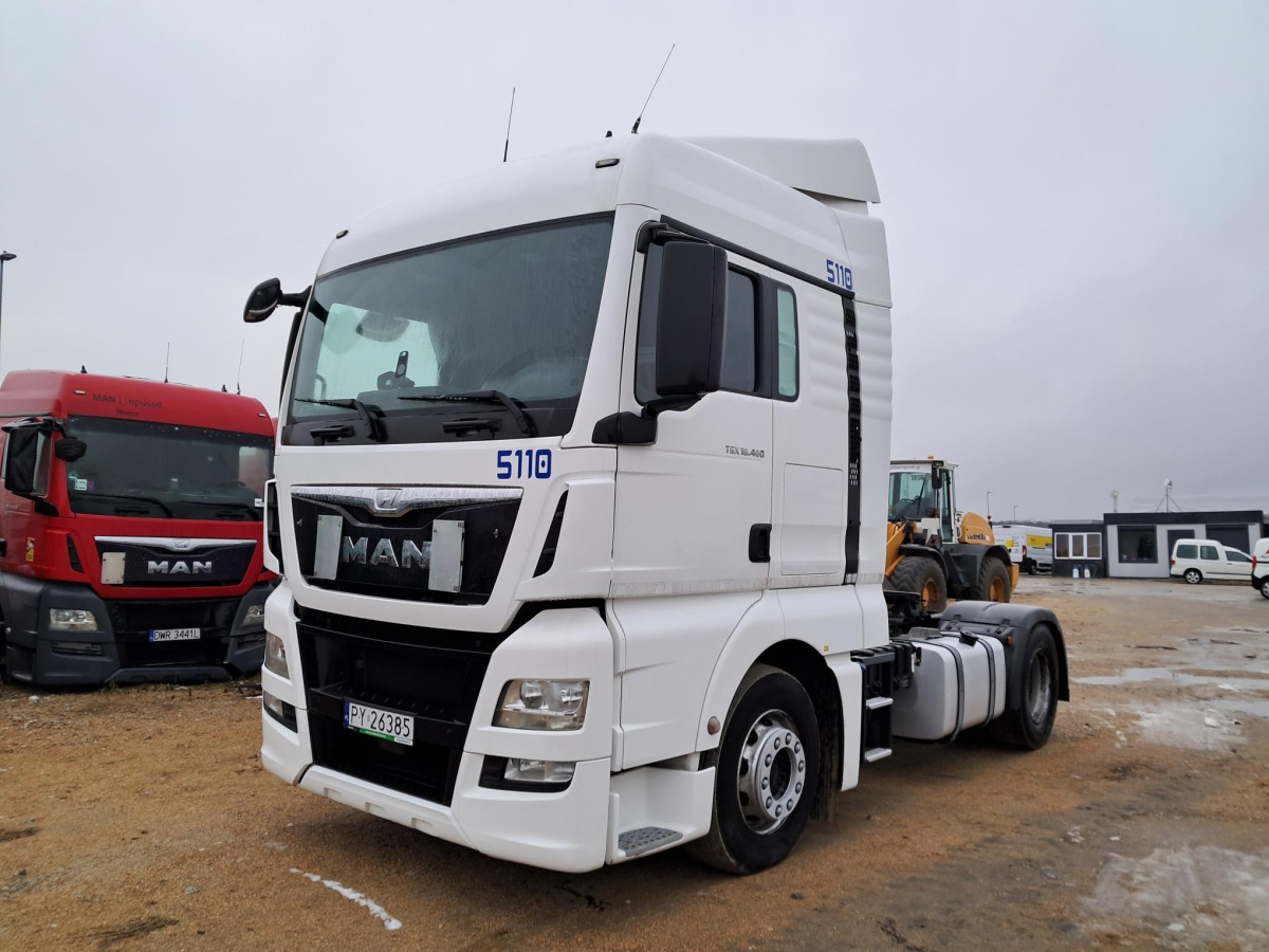 MAN TGX CIĄGNIK SIODŁOWY - Tegljač: slika MAN TGX CIĄGNIK SIODŁOWY - Tegljač MAN TGX CIĄGNIK SIODŁOWY - Tegljač: slika MAN TGX CIĄGNIK SIODŁOWY - Tegljač