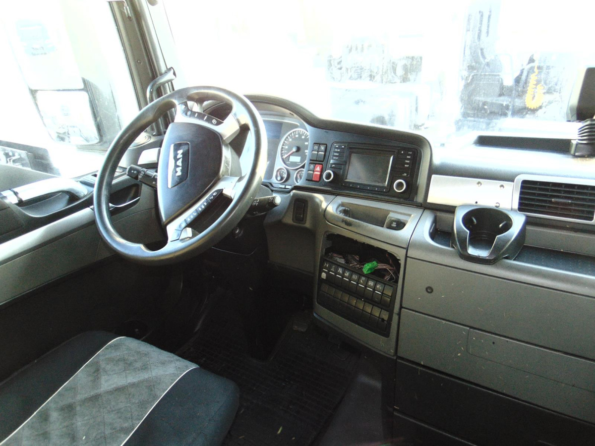 MAN TGX CIĄGNIK SIODŁOWY - Tegljač: slika MAN TGX CIĄGNIK SIODŁOWY - Tegljač MAN TGX CIĄGNIK SIODŁOWY - Tegljač: slika MAN TGX CIĄGNIK SIODŁOWY - Tegljač
