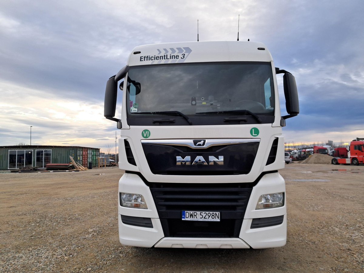 MAN TGX CIĄGNIK SIODŁOWY - Tegljač: slika MAN TGX CIĄGNIK SIODŁOWY - Tegljač MAN TGX CIĄGNIK SIODŁOWY - Tegljač: slika MAN TGX CIĄGNIK SIODŁOWY - Tegljač