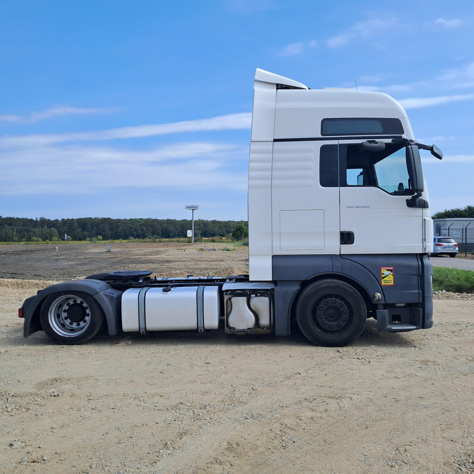 MAN TGX CIĄGNIK SIODŁOWY - Tegljač: slika MAN TGX CIĄGNIK SIODŁOWY - Tegljač MAN TGX CIĄGNIK SIODŁOWY - Tegljač: slika MAN TGX CIĄGNIK SIODŁOWY - Tegljač