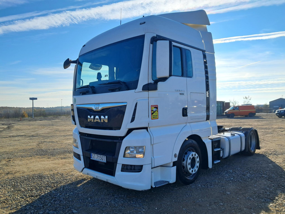 MAN TGX CIĄGNIK SIODŁOWY - Tegljač: slika MAN TGX CIĄGNIK SIODŁOWY - Tegljač MAN TGX CIĄGNIK SIODŁOWY - Tegljač: slika MAN TGX CIĄGNIK SIODŁOWY - Tegljač
