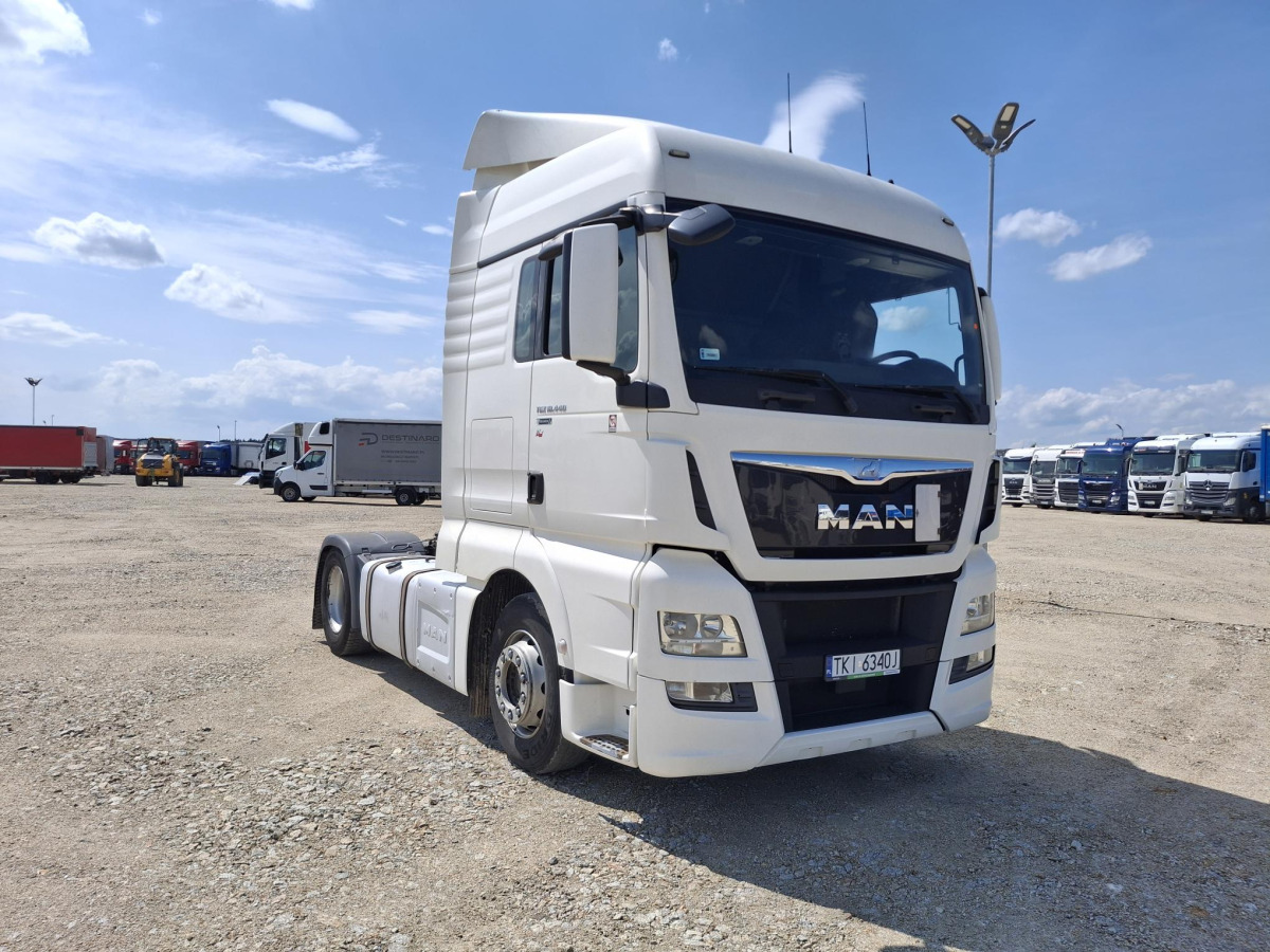 MAN TGX CIĄGNIK SIODŁOWY - Tegljač: slika MAN TGX CIĄGNIK SIODŁOWY - Tegljač MAN TGX CIĄGNIK SIODŁOWY - Tegljač: slika MAN TGX CIĄGNIK SIODŁOWY - Tegljač