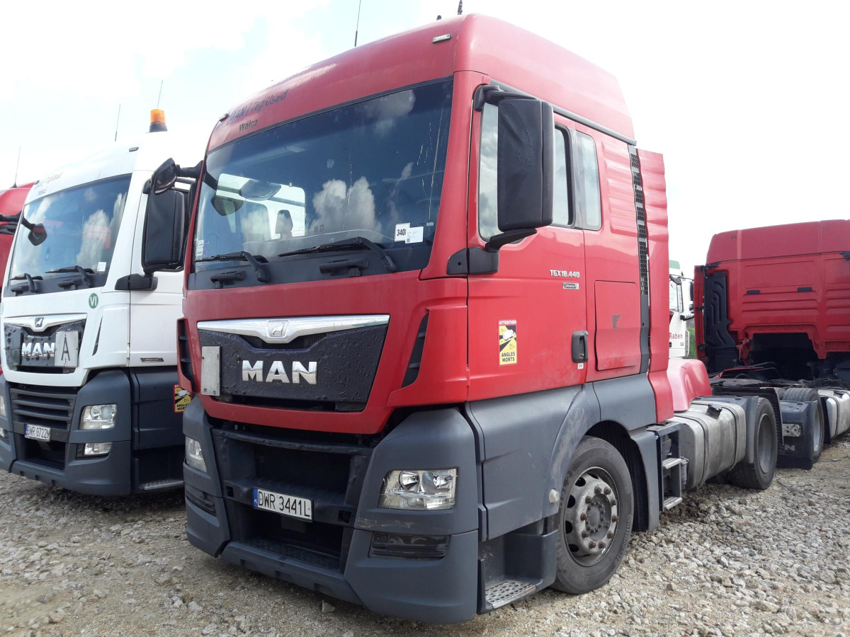 MAN TGX CIĄGNIK SIODŁOWY - Tegljač: slika MAN TGX CIĄGNIK SIODŁOWY - Tegljač MAN TGX CIĄGNIK SIODŁOWY - Tegljač: slika MAN TGX CIĄGNIK SIODŁOWY - Tegljač