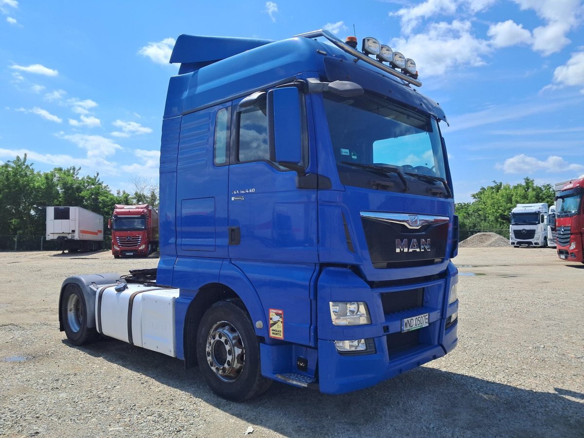 MAN TGX CIĄGNIK SIODŁOWY - Tegljač: slika MAN TGX CIĄGNIK SIODŁOWY - Tegljač MAN TGX CIĄGNIK SIODŁOWY - Tegljač: slika MAN TGX CIĄGNIK SIODŁOWY - Tegljač