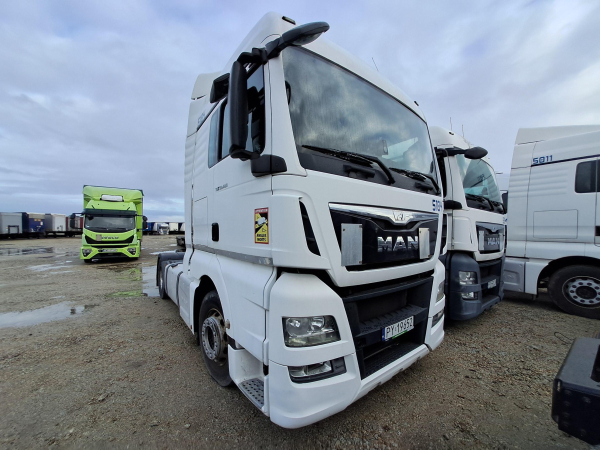 MAN TGX CIĄGNIK SIODŁOWY - Tegljač: slika MAN TGX CIĄGNIK SIODŁOWY - Tegljač MAN TGX CIĄGNIK SIODŁOWY - Tegljač: slika MAN TGX CIĄGNIK SIODŁOWY - Tegljač