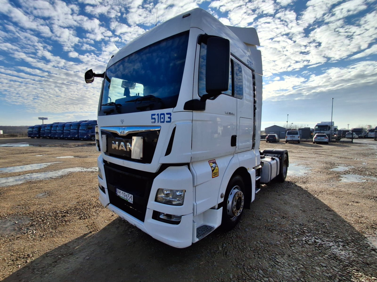 MAN TGX CIĄGNIK SIODŁOWY - Tegljač: slika MAN TGX CIĄGNIK SIODŁOWY - Tegljač MAN TGX CIĄGNIK SIODŁOWY - Tegljač: slika MAN TGX CIĄGNIK SIODŁOWY - Tegljač