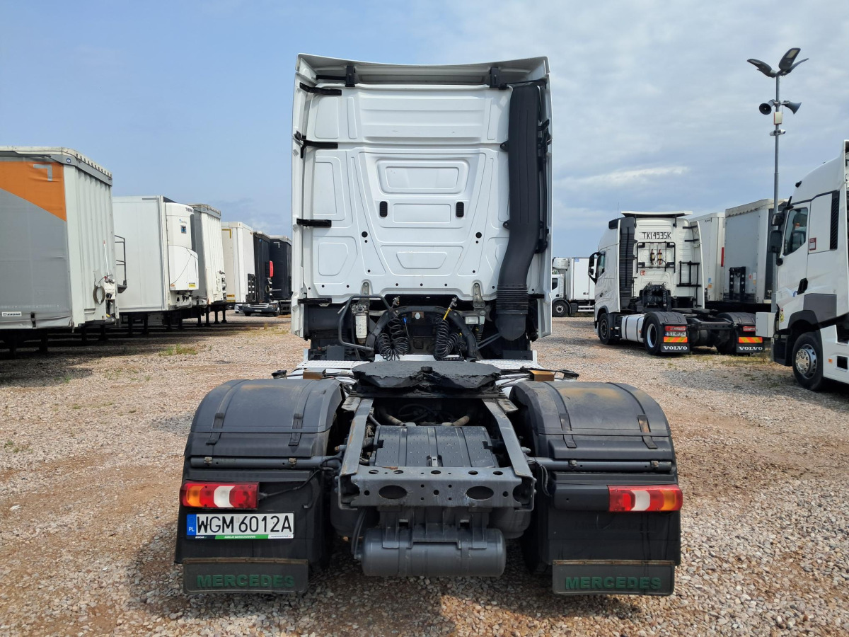 MERCEDES BENZ ACTROS CIĄGNIK SIODŁOWY - Tegljač: slika MERCEDES BENZ ACTROS CIĄGNIK SIODŁOWY - Tegljač MERCEDES BENZ ACTROS CIĄGNIK SIODŁOWY - Tegljač: slika MERCEDES BENZ ACTROS CIĄGNIK SIODŁOWY - Tegljač