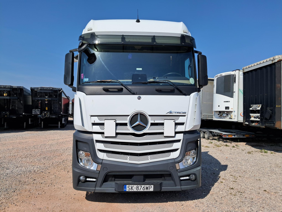 MERCEDES BENZ ACTROS CIĄGNIK SIODŁOWY - Tegljač: slika MERCEDES BENZ ACTROS CIĄGNIK SIODŁOWY - Tegljač MERCEDES BENZ ACTROS CIĄGNIK SIODŁOWY - Tegljač: slika MERCEDES BENZ ACTROS CIĄGNIK SIODŁOWY - Tegljač