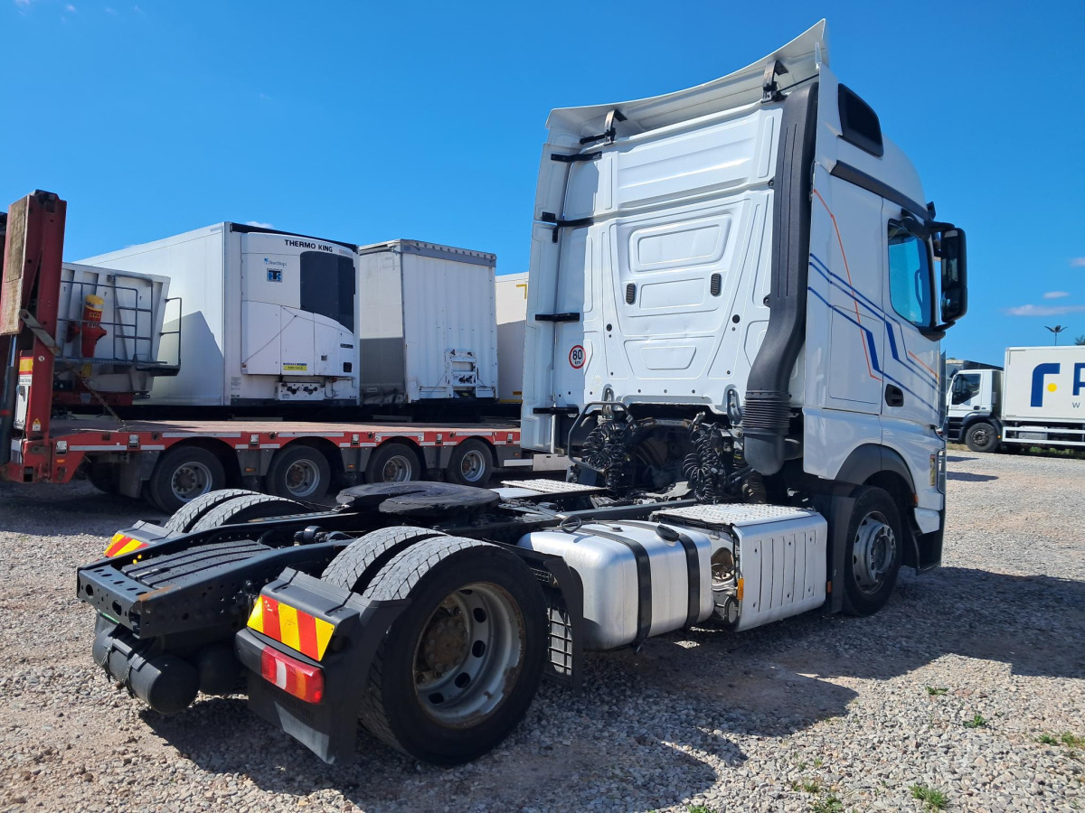 MERCEDES BENZ ACTROS CIĄGNIK SIODŁOWY - Tegljač: slika MERCEDES BENZ ACTROS CIĄGNIK SIODŁOWY - Tegljač MERCEDES BENZ ACTROS CIĄGNIK SIODŁOWY - Tegljač: slika MERCEDES BENZ ACTROS CIĄGNIK SIODŁOWY - Tegljač