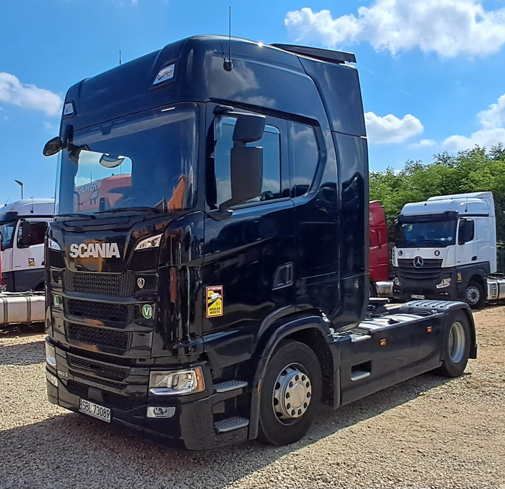 SCANIA S460 CIĄGNIK SIODŁOWY - Tegljač: slika SCANIA S460 CIĄGNIK SIODŁOWY - Tegljač SCANIA S460 CIĄGNIK SIODŁOWY - Tegljač: slika SCANIA S460 CIĄGNIK SIODŁOWY - Tegljač