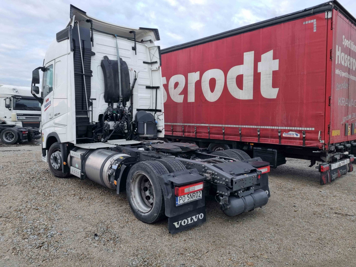 VOLVO FH 460 CIĄGNIK SIODŁOWY - Tegljač: slika VOLVO FH 460 CIĄGNIK SIODŁOWY - Tegljač VOLVO FH 460 CIĄGNIK SIODŁOWY - Tegljač: slika VOLVO FH 460 CIĄGNIK SIODŁOWY - Tegljač