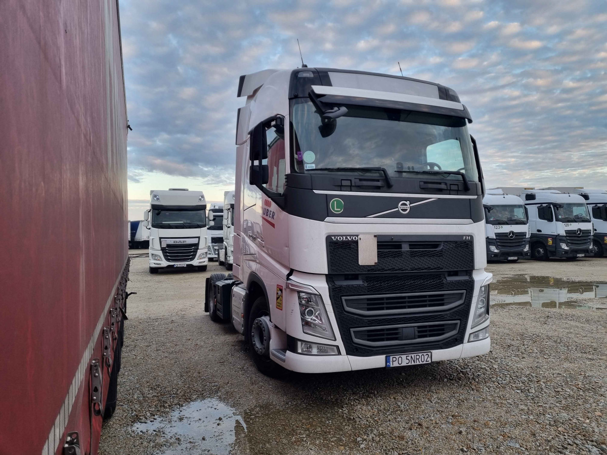 VOLVO FH 460 CIĄGNIK SIODŁOWY - Tegljač: slika VOLVO FH 460 CIĄGNIK SIODŁOWY - Tegljač VOLVO FH 460 CIĄGNIK SIODŁOWY - Tegljač: slika VOLVO FH 460 CIĄGNIK SIODŁOWY - Tegljač