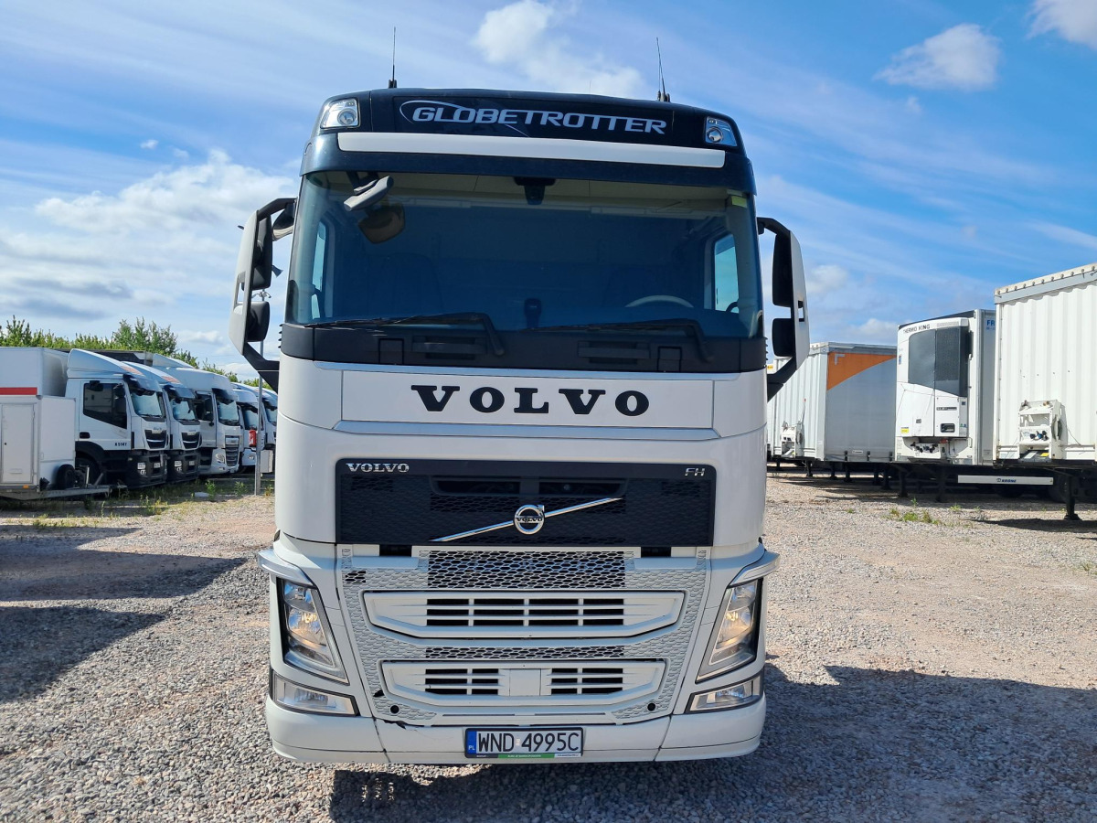 VOLVO FH CIĄGNIK SIODŁOWY - Tegljač: slika VOLVO FH CIĄGNIK SIODŁOWY - Tegljač VOLVO FH CIĄGNIK SIODŁOWY - Tegljač: slika VOLVO FH CIĄGNIK SIODŁOWY - Tegljač