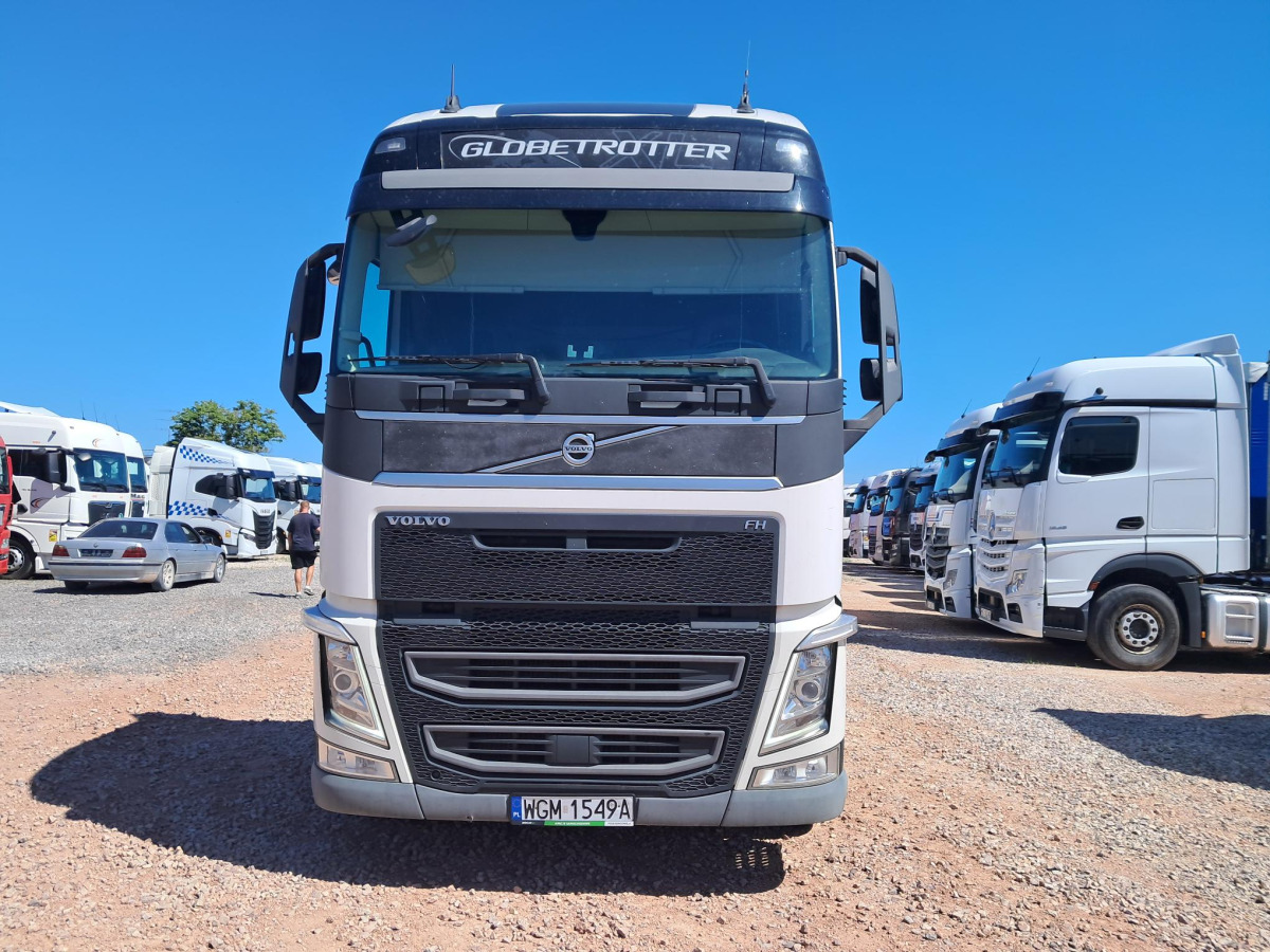 VOLVO FH CIĄGNIK SIODŁOWY - Tegljač: slika VOLVO FH CIĄGNIK SIODŁOWY - Tegljač VOLVO FH CIĄGNIK SIODŁOWY - Tegljač: slika VOLVO FH CIĄGNIK SIODŁOWY - Tegljač