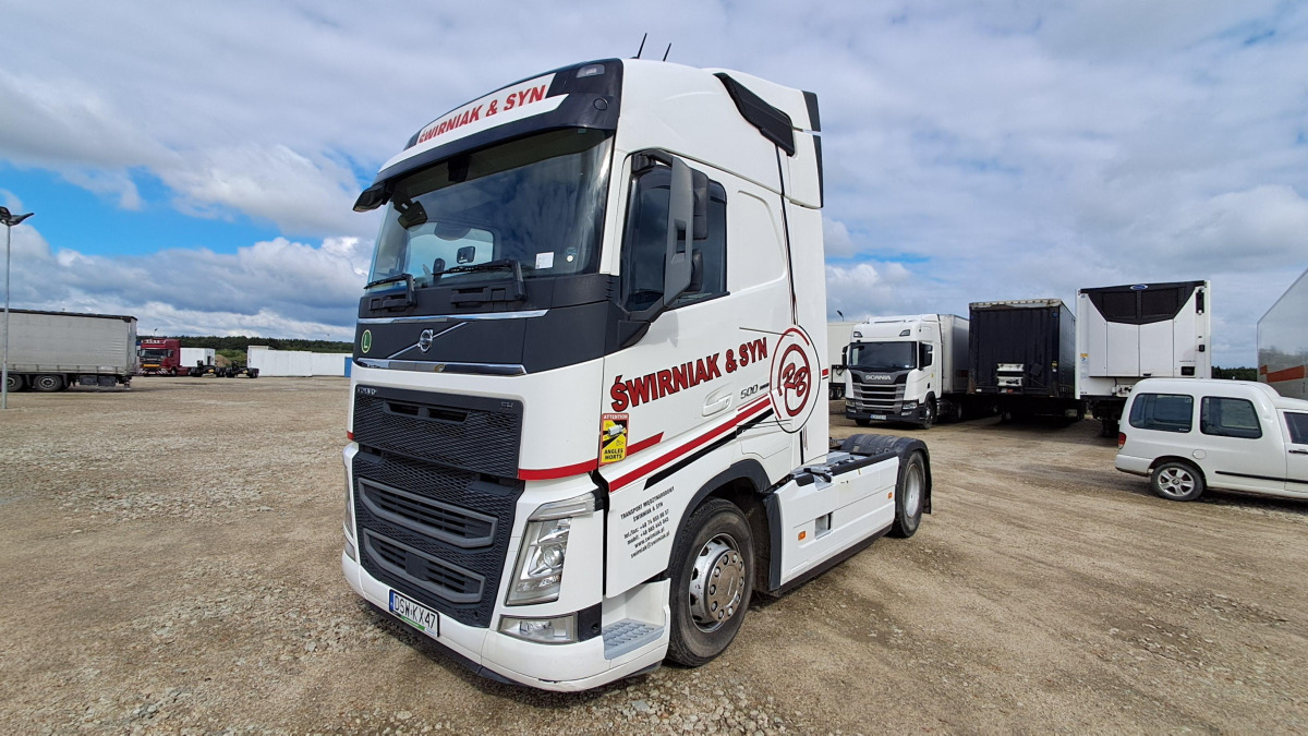 VOLVO FH CIĄGNIK SIODŁOWY - Tegljač: slika VOLVO FH CIĄGNIK SIODŁOWY - Tegljač VOLVO FH CIĄGNIK SIODŁOWY - Tegljač: slika VOLVO FH CIĄGNIK SIODŁOWY - Tegljač