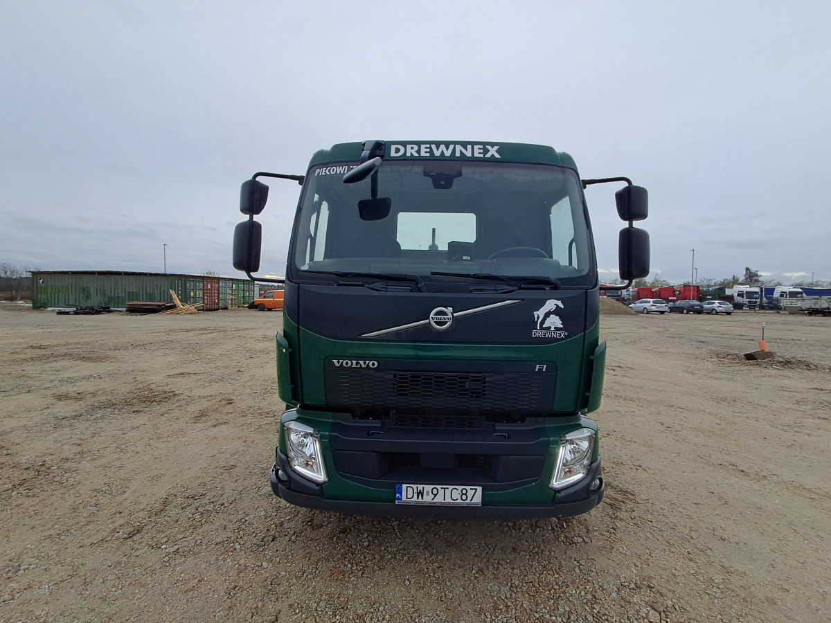 VOLVO FL - Kamion s kukastom dizalicom: slika VOLVO FL - Kamion s kukastom dizalicom VOLVO FL - Kamion s kukastom dizalicom: slika VOLVO FL - Kamion s kukastom dizalicom