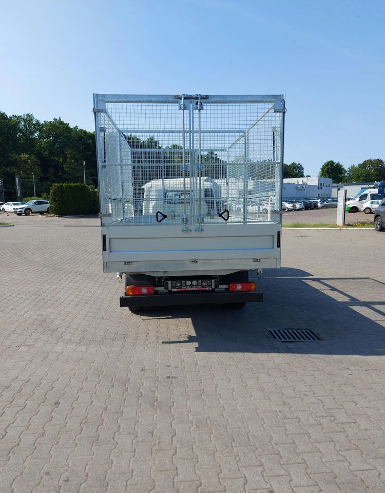 FUSO Canter 6S15 Wywrotka - Kamion za odvoz smeća: slika FUSO Canter 6S15 Wywrotka - Kamion za odvoz smeća FUSO Canter 6S15 Wywrotka - Kamion za odvoz smeća: slika FUSO Canter 6S15 Wywrotka - Kamion za odvoz smeća