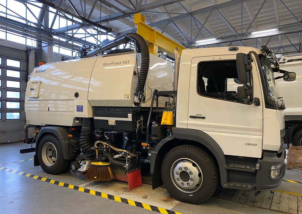 Mercedes-Benz Atego 1318 LKO Zamiatarka - Kamion za odvoz smeća: slika Mercedes-Benz Atego 1318 LKO Zamiatarka - Kamion za odvoz smeća Mercedes-Benz Atego 1318 LKO Zamiatarka - Kamion za odvoz smeća: slika Mercedes-Benz Atego 1318 LKO Zamiatarka - Kamion za odvoz smeća