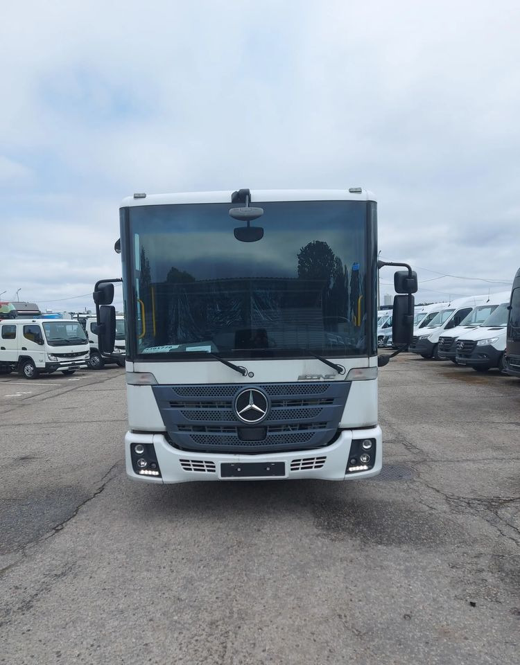 Mercedes-Benz Econic 2630 L ENA - Kamion-šasija: slika Mercedes-Benz Econic 2630 L ENA - Kamion-šasija Mercedes-Benz Econic 2630 L ENA - Kamion-šasija: slika Mercedes-Benz Econic 2630 L ENA - Kamion-šasija