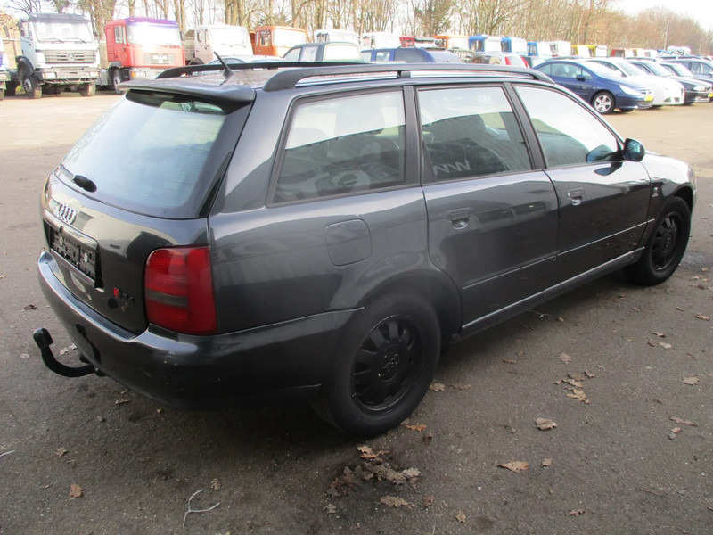 Audi A4 Avant 1.9 tdi , S-Line , Manual , Airco , EXPORT - Automobil: slika Audi A4 Avant 1.9 tdi , S-Line , Manual , Airco , EXPORT - Automobil Audi A4 Avant 1.9 tdi , S-Line , Manual , Airco , EXPORT - Automobil: slika Audi A4 Avant 1.9 tdi , S-Line , Manual , Airco , EXPORT - Automobil