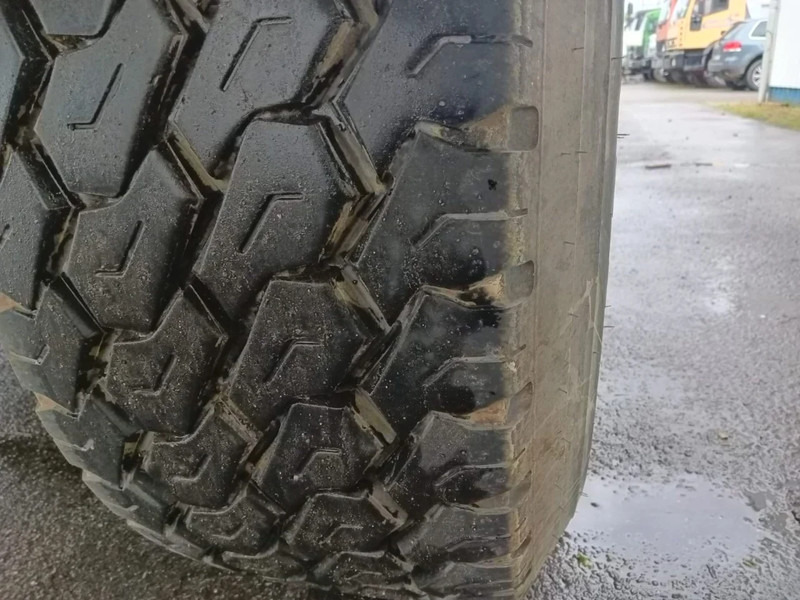 Kiper poluprikolica Fruehauf 2 Axle Steel Tipper , Spring Suspension , Drum Brakes: slika Kiper poluprikolica Fruehauf 2 Axle Steel Tipper , Spring Suspension , Drum Brakes