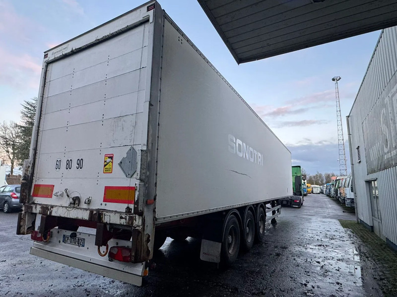 Fruehauf 3 Axle SMB , Box Trailer, Spring Suspension - Poluprikolica sa zatvorenim sandukom: slika Fruehauf 3 Axle SMB , Box Trailer, Spring Suspension - Poluprikolica sa zatvorenim sandukom Fruehauf 3 Axle SMB , Box Trailer, Spring Suspension - Poluprikolica sa zatvorenim sandukom: slika Fruehauf 3 Axle SMB , Box Trailer, Spring Suspension - Poluprikolica sa zatvorenim sandukom