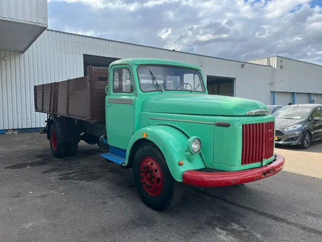 Volvo L 385 07R/60 , Oldtimer for Restauration - Kamion: slika Volvo L 385 07R/60 , Oldtimer for Restauration - Kamion Volvo L 385 07R/60 , Oldtimer for Restauration - Kamion: slika Volvo L 385 07R/60 , Oldtimer for Restauration - Kamion