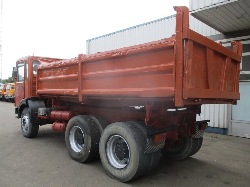 MAN 26.321 6x4 , 3 way tipper , ZF Manual , Spring suspension - Kiper: slika MAN 26.321 6x4 , 3 way tipper , ZF Manual , Spring suspension - Kiper MAN 26.321 6x4 , 3 way tipper , ZF Manual , Spring suspension - Kiper: slika MAN 26.321 6x4 , 3 way tipper , ZF Manual , Spring suspension - Kiper
