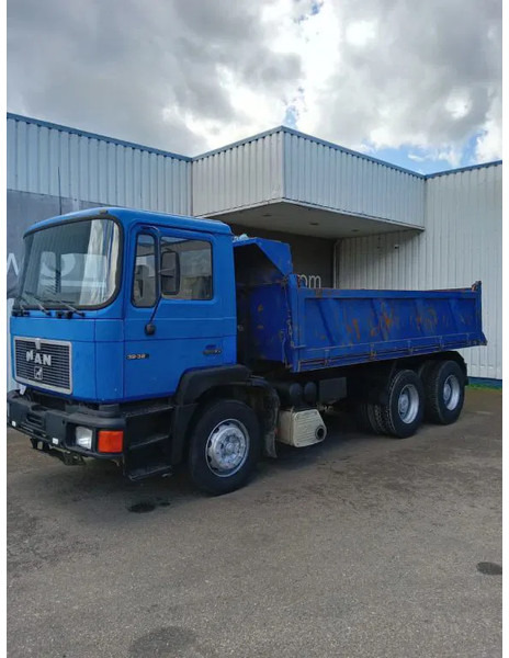 MAN F2000 , 32-322 , 6x4 , ZF Manual , Tipper , Spring Suspension - Kiper: slika MAN F2000 , 32-322 , 6x4 , ZF Manual , Tipper , Spring Suspension - Kiper MAN F2000 , 32-322 , 6x4 , ZF Manual , Tipper , Spring Suspension - Kiper: slika MAN F2000 , 32-322 , 6x4 , ZF Manual , Tipper , Spring Suspension - Kiper