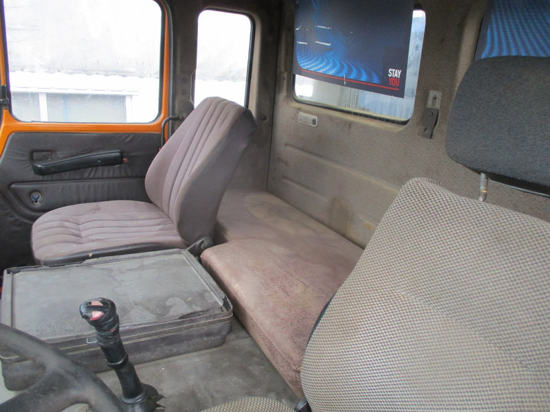 Kiper Mercedes-Benz 2635 , V8 Bi-Turbo , 6x4, ZF Manual , 3 way tipper , Spring suspension: slika Kiper Mercedes-Benz 2635 , V8 Bi-Turbo , 6x4, ZF Manual , 3 way tipper , Spring suspension