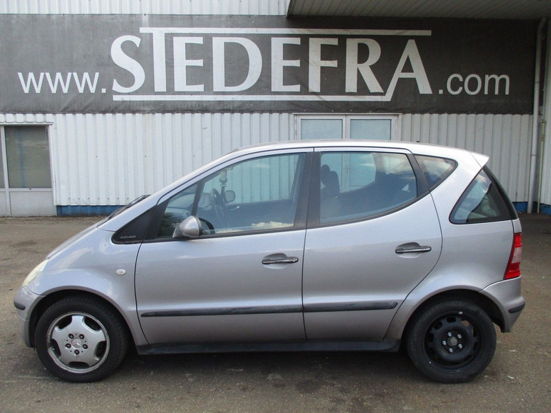 Mercedes-Benz A-Klasse A160 Elegance , Manual - Hatchback: slika Mercedes-Benz A-Klasse A160 Elegance , Manual - Hatchback Mercedes-Benz A-Klasse A160 Elegance , Manual - Hatchback: slika Mercedes-Benz A-Klasse A160 Elegance , Manual - Hatchback