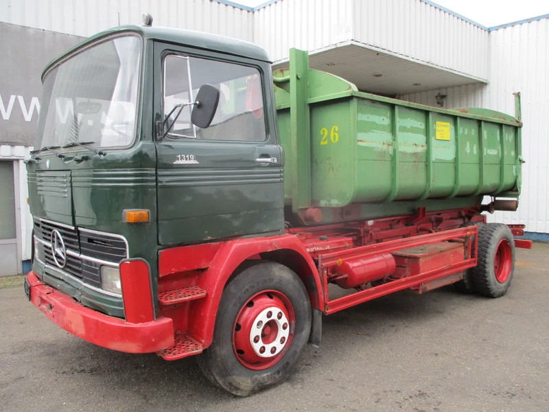 Mercedes-Benz LP 1319 , Oldtimer - Kamion s kukastom dizalicom: slika Mercedes-Benz LP 1319 , Oldtimer - Kamion s kukastom dizalicom Mercedes-Benz LP 1319 , Oldtimer - Kamion s kukastom dizalicom: slika Mercedes-Benz LP 1319 , Oldtimer - Kamion s kukastom dizalicom