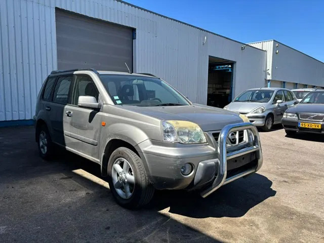 Nissan X-Trail 2.2 DCi , 4x4 , Airco , Export - SUV: slika Nissan X-Trail 2.2 DCi , 4x4 , Airco , Export - SUV Nissan X-Trail 2.2 DCi , 4x4 , Airco , Export - SUV: slika Nissan X-Trail 2.2 DCi , 4x4 , Airco , Export - SUV
