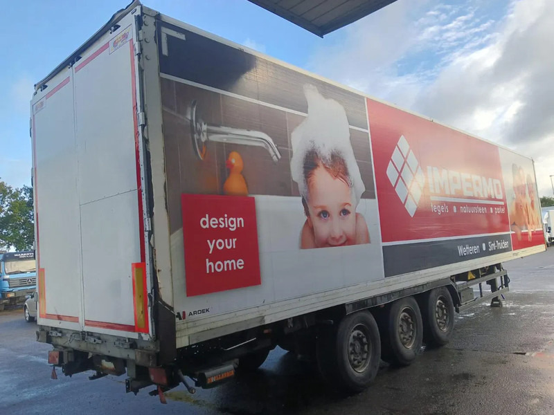 SYSTEM TRAILER 3 Axle SAF , Box Trailer - Poluprikolica sa zatvorenim sandukom: slika SYSTEM TRAILER 3 Axle SAF , Box Trailer - Poluprikolica sa zatvorenim sandukom SYSTEM TRAILER 3 Axle SAF , Box Trailer - Poluprikolica sa zatvorenim sandukom: slika SYSTEM TRAILER 3 Axle SAF , Box Trailer - Poluprikolica sa zatvorenim sandukom