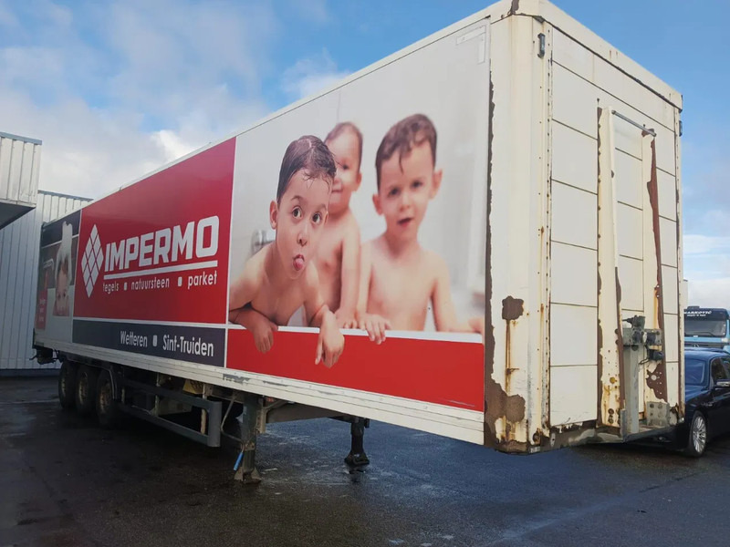 SYSTEM TRAILER 3 Axle SAF , Box Trailer - Poluprikolica sa zatvorenim sandukom: slika SYSTEM TRAILER 3 Axle SAF , Box Trailer - Poluprikolica sa zatvorenim sandukom SYSTEM TRAILER 3 Axle SAF , Box Trailer - Poluprikolica sa zatvorenim sandukom: slika SYSTEM TRAILER 3 Axle SAF , Box Trailer - Poluprikolica sa zatvorenim sandukom