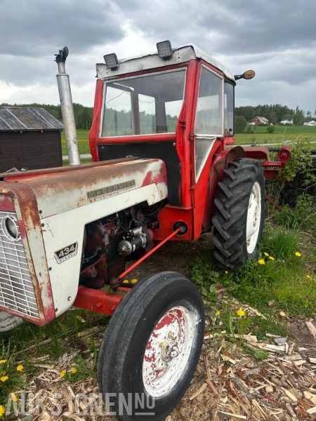 1973/1974 McCormick 434 med Dalen 1254 vedmaskin - Traktor: slika 1973/1974 McCormick 434 med Dalen 1254 vedmaskin - Traktor 1973/1974 McCormick 434 med Dalen 1254 vedmaskin - Traktor: slika 1973/1974 McCormick 434 med Dalen 1254 vedmaskin - Traktor