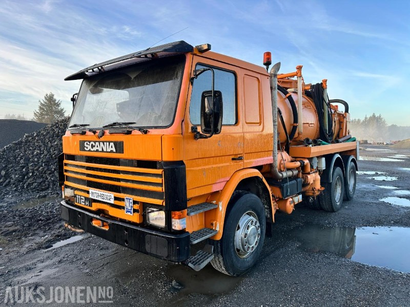 1984 Scania P112H 6X2 LSlamsuger / Sugebil – Motorredskap - Vakum kamion: slika  1984 Scania P112H 6X2 LSlamsuger / Sugebil – Motorredskap - Vakum kamion 1984 Scania P112H 6X2 LSlamsuger / Sugebil – Motorredskap - Vakum kamion: slika  1984 Scania P112H 6X2 LSlamsuger / Sugebil – Motorredskap - Vakum kamion
