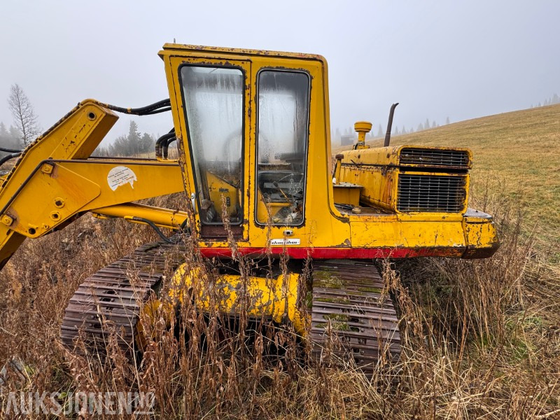 1994 Massey Ferguson 16 tonn gravemaskin - Bager: slika 1994 Massey Ferguson 16 tonn gravemaskin - Bager 1994 Massey Ferguson 16 tonn gravemaskin - Bager: slika 1994 Massey Ferguson 16 tonn gravemaskin - Bager