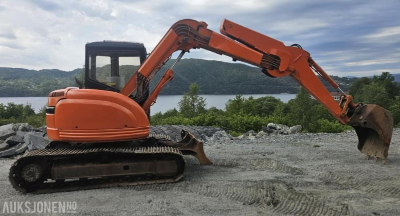 1998 Hitachi Ex 75ur MVA FRI - Bager: slika 1998 Hitachi Ex 75ur MVA FRI - Bager 1998 Hitachi Ex 75ur MVA FRI - Bager: slika 1998 Hitachi Ex 75ur MVA FRI - Bager