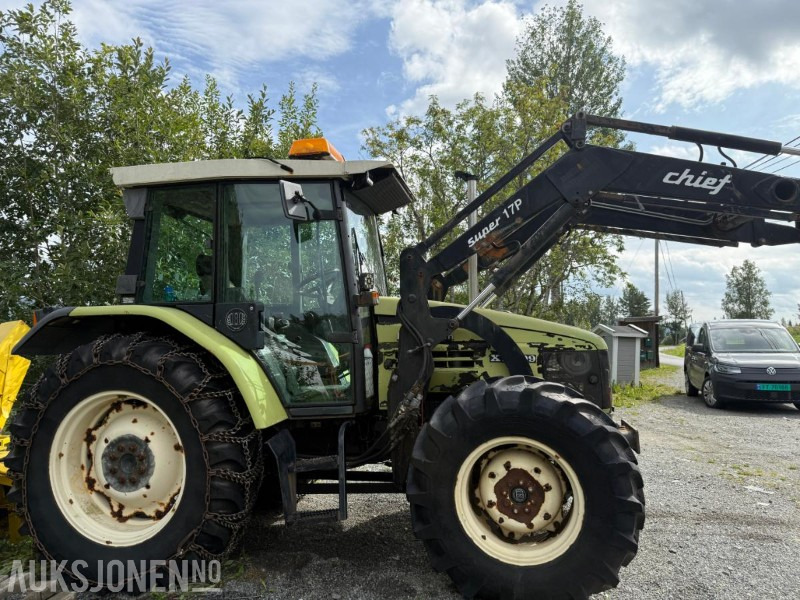 1998 Hurlimann XT 909 FULL DRIVE med frontlaster - Traktor: slika 1998 Hurlimann XT 909 FULL DRIVE med frontlaster - Traktor 1998 Hurlimann XT 909 FULL DRIVE med frontlaster - Traktor: slika 1998 Hurlimann XT 909 FULL DRIVE med frontlaster - Traktor
