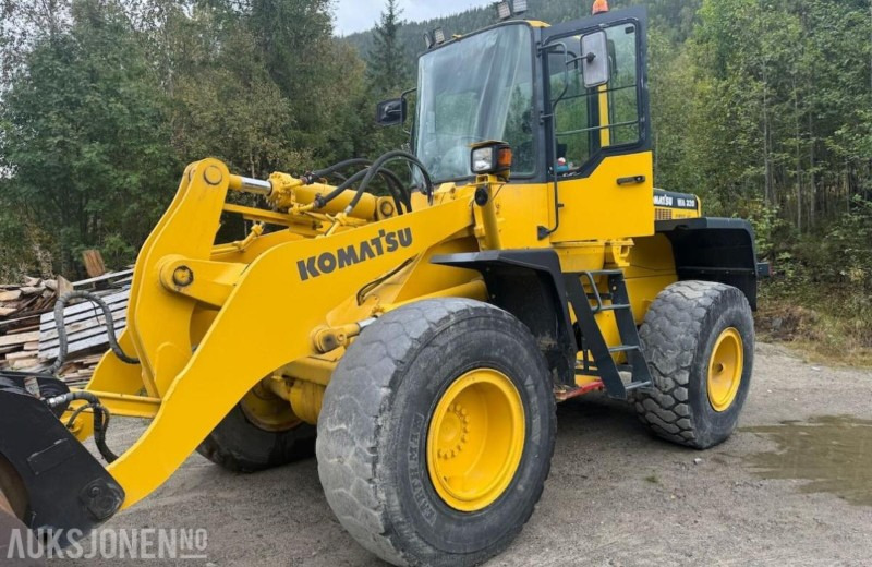 1998 Komatsu WA-320-3H Hjullaster - Utovarivač na kotačima: slika 1998 Komatsu WA-320-3H Hjullaster - Utovarivač na kotačima 1998 Komatsu WA-320-3H Hjullaster - Utovarivač na kotačima: slika 1998 Komatsu WA-320-3H Hjullaster - Utovarivač na kotačima