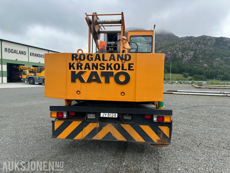 2001 Kato NK 250E-V - Dizalica: slika 2001 Kato NK 250E-V - Dizalica 2001 Kato NK 250E-V - Dizalica: slika 2001 Kato NK 250E-V - Dizalica