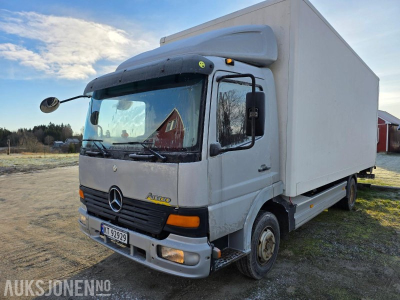 2001 Mercedes-Benz 817L/42 ATEGO SKAPBIL 36m³ MED LASTELEM - Kamion sandučar: slika 2001 Mercedes-Benz 817L/42 ATEGO SKAPBIL 36m³ MED LASTELEM - Kamion sandučar 2001 Mercedes-Benz 817L/42 ATEGO SKAPBIL 36m³ MED LASTELEM - Kamion sandučar: slika 2001 Mercedes-Benz 817L/42 ATEGO SKAPBIL 36m³ MED LASTELEM - Kamion sandučar