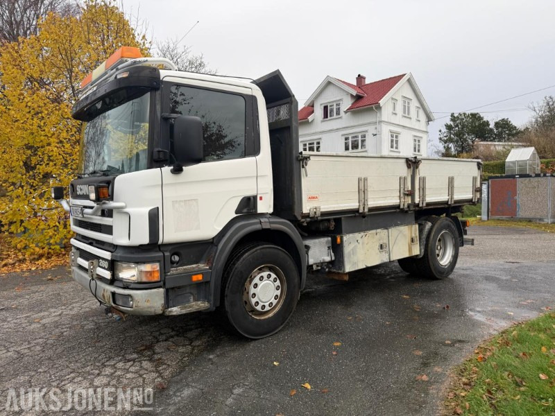 2001 Scania P94GB4X2NZ260 TIPPBIL. - Kiper: slika  2001 Scania P94GB4X2NZ260 TIPPBIL. - Kiper 2001 Scania P94GB4X2NZ260 TIPPBIL. - Kiper: slika  2001 Scania P94GB4X2NZ260 TIPPBIL. - Kiper