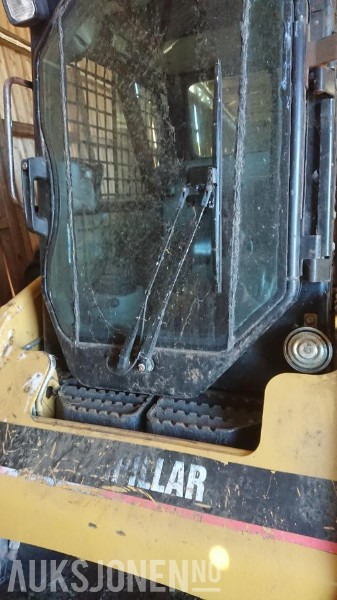 Mini utovarivač 2002 Cat 216 kompaktlaster med motorvarmer: slika Mini utovarivač 2002 Cat 216 kompaktlaster med motorvarmer